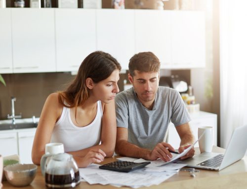 Diálogo é fundamental no orçamento do casal